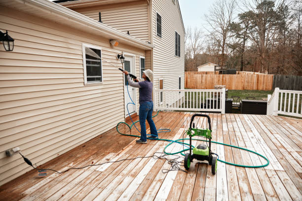 Best Commercial Pressure Washing  in Brooklyn Center, MN