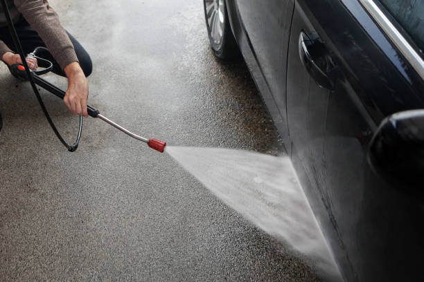 Best Garage Pressure Washing  in Brooklyn Center, MN